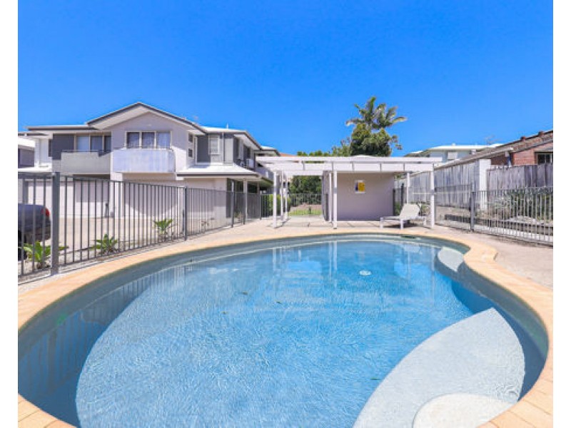 4 32-34 Margaret St, Southport QLD 4215