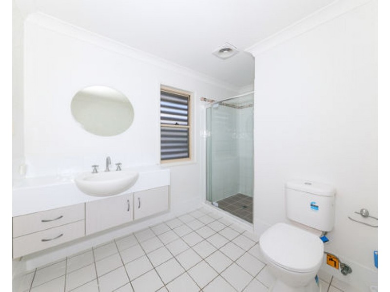 4 32-34 Margaret St, Southport QLD 4215