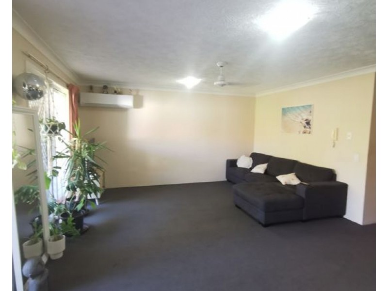 16 Sykes Court, Southport QLD 4215