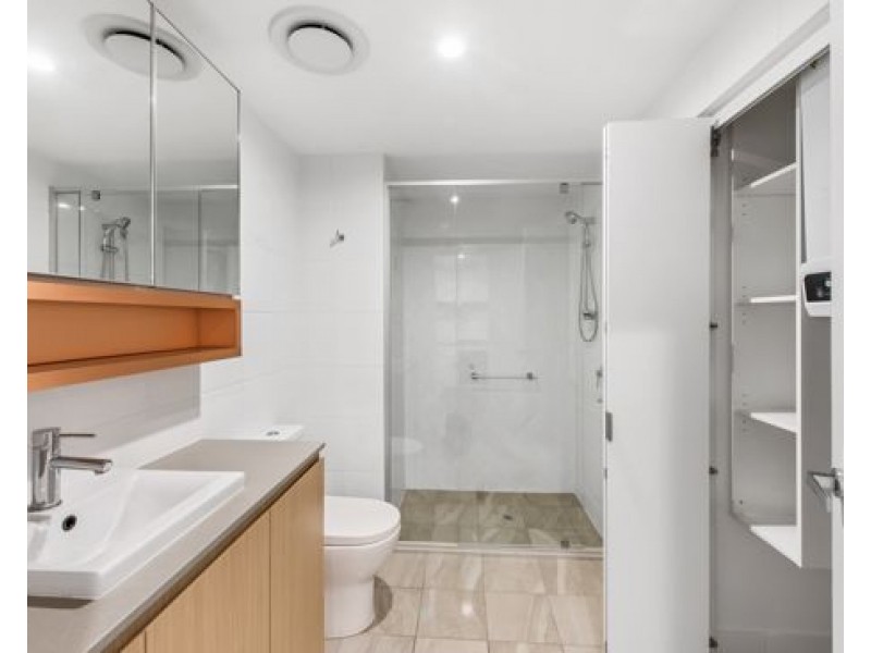 2102/88 WALDHEIM STREET, Annerley QLD 4103