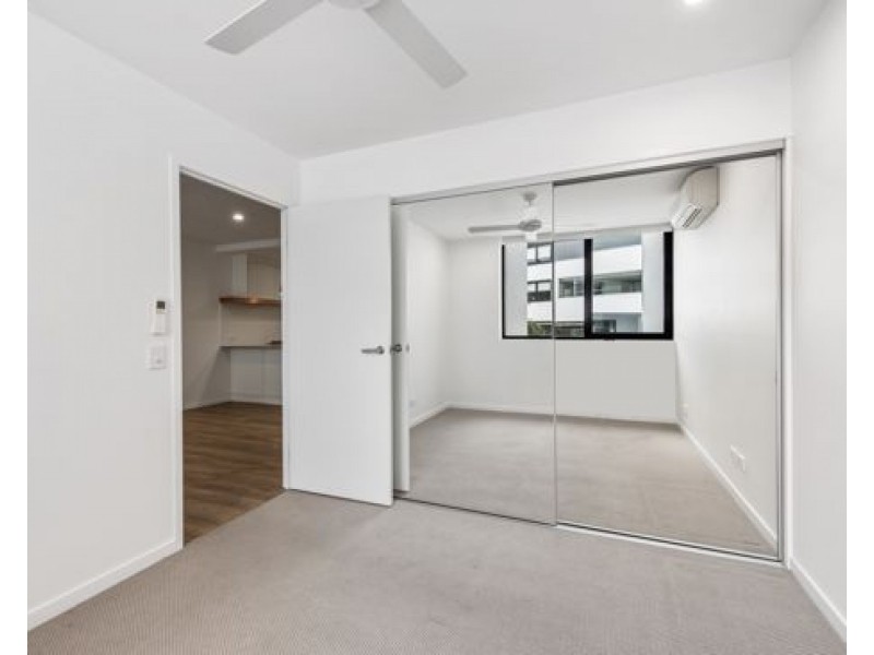 2102/88 WALDHEIM STREET, Annerley QLD 4103