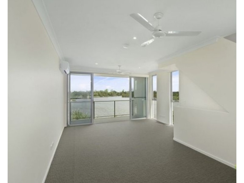 45/5074 Emerald Island Drive, Carrara QLD 4211