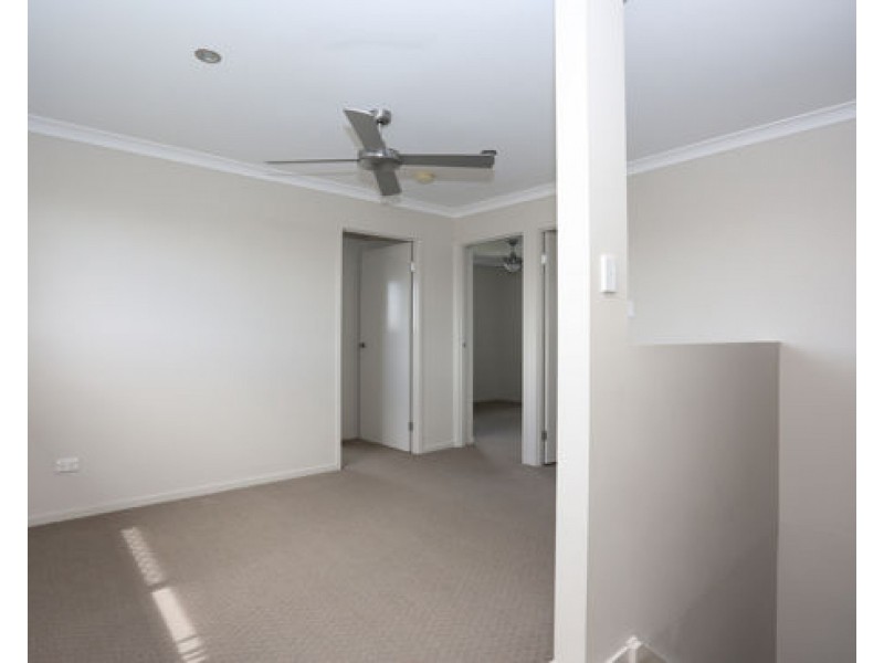 7a River Breeze Drive, Griffin QLD 4503