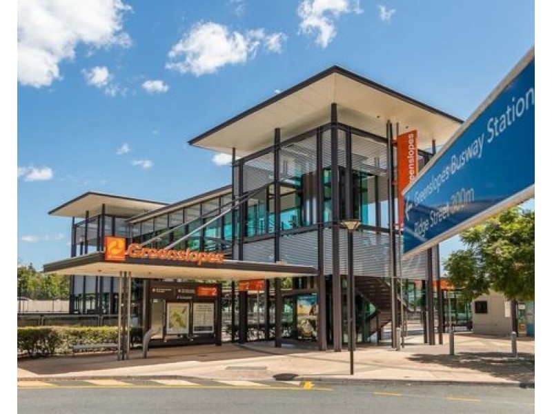 65 Dunellan Street, Greenslopes QLD 4120