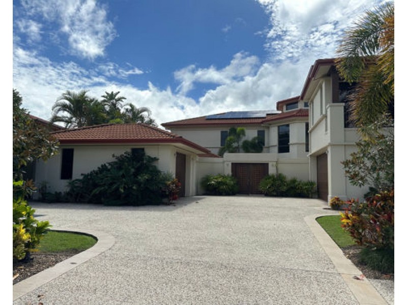 3103 Riverleigh Drive, Hope Island QLD 4212