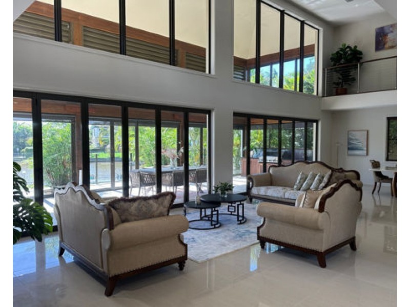 3103 Riverleigh Drive, Hope Island QLD 4212