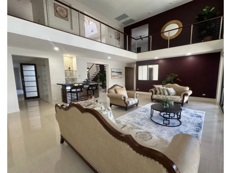 3103 Riverleigh Drive, Hope Island QLD 4212
