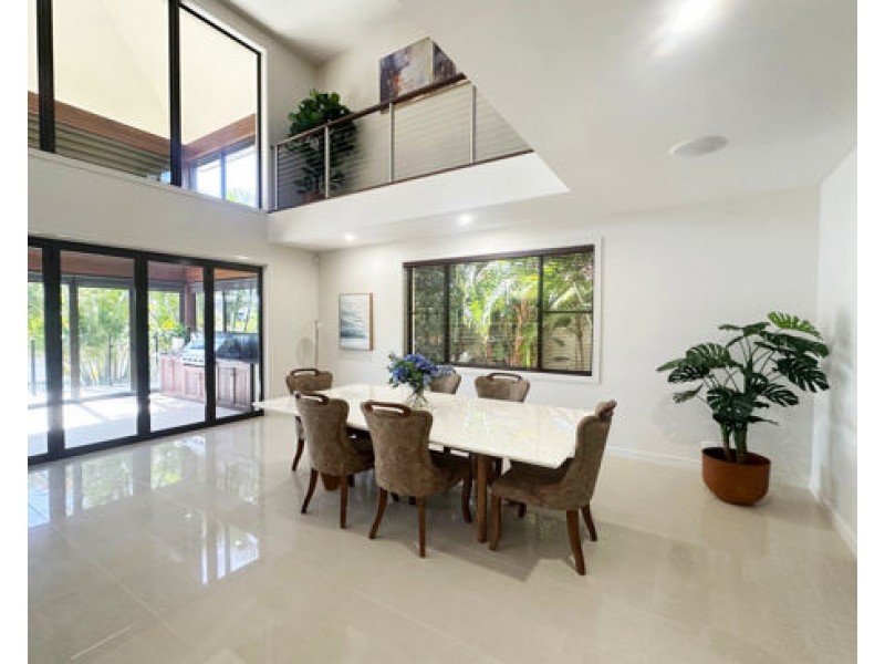3103 Riverleigh Drive, Hope Island QLD 4212