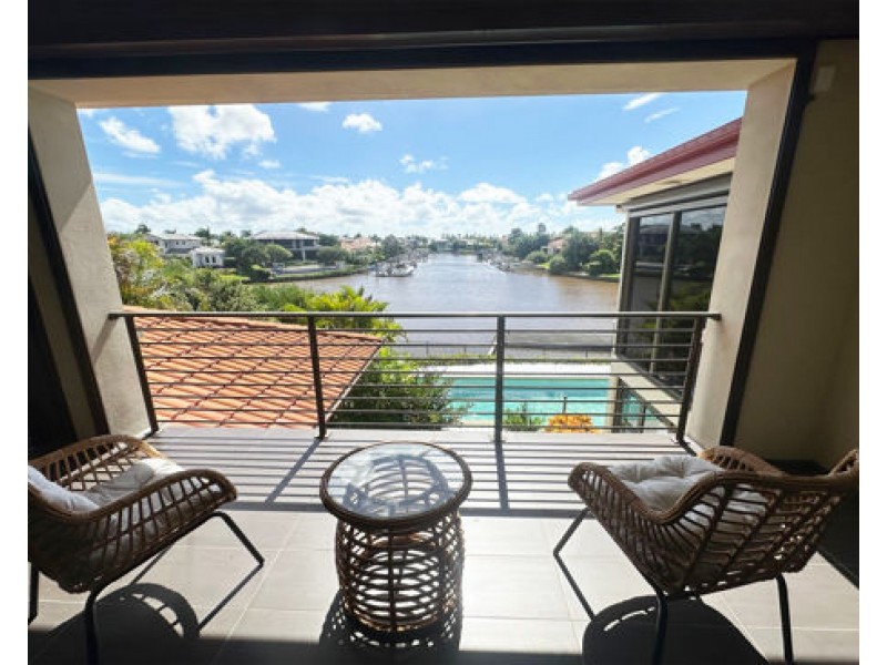 3103 Riverleigh Drive, Hope Island QLD 4212