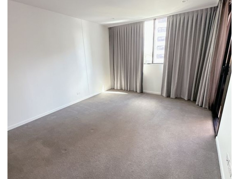 302/19 Deshon Street, Woolloongabba QLD 4102