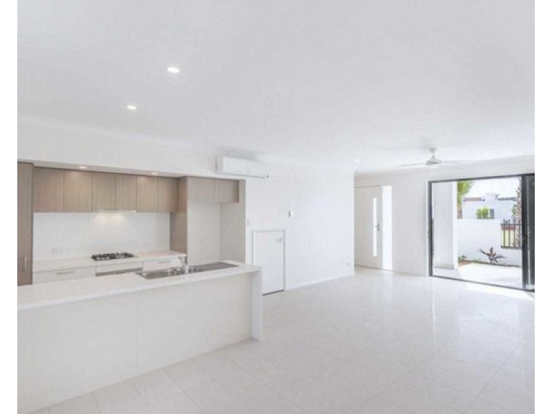 39 Park Lane, Hope Island QLD 4212