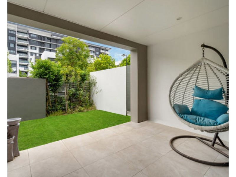 20 Fairlight Avenue, Robina QLD 4226