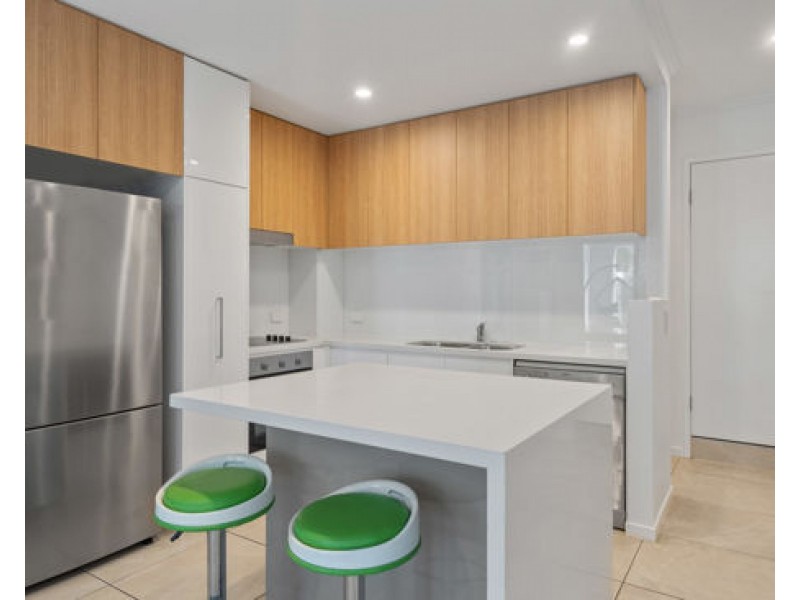 20 Fairlight Avenue, Robina QLD 4226