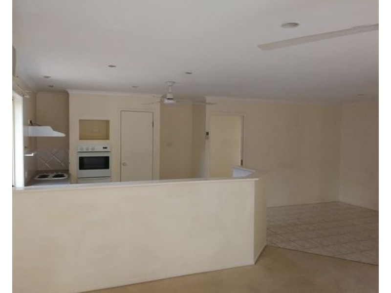 12 Tupelo Street, Calamvale QLD 4116