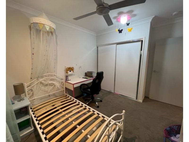 29 Samford Drive, Holmview QLD 4207