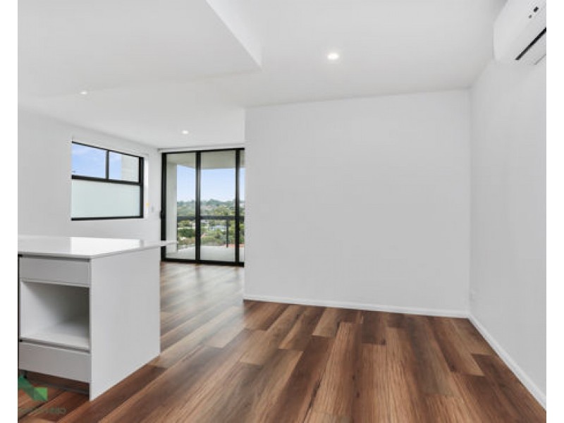 202/10 Curwen Terrace, Chermside QLD 4032