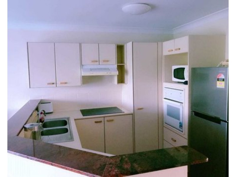 182/7 Redondo Avenue, Miami QLD 4220