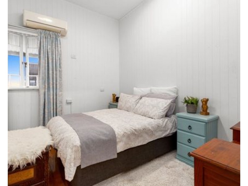 41 Gillan Street, Norman Park QLD 4170