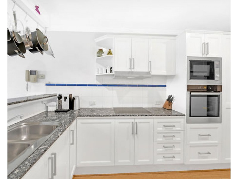 35 John Lund Drive, Hope Island QLD 4212