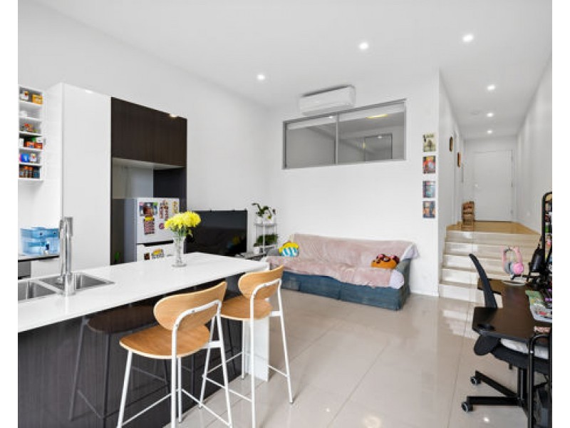 2 /55 Princess St, Kangaroo Point QLD 4169