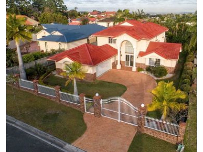 5 Goold Cl, Robertson QLD 4109