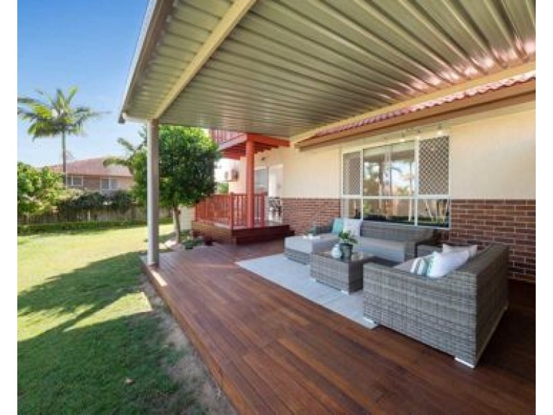 5 Goold Cl, Robertson QLD 4109