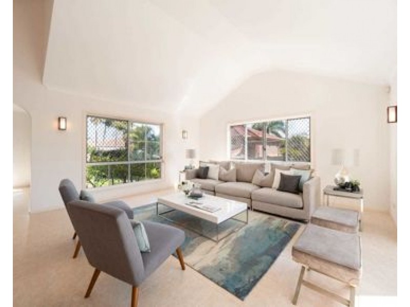 5 Goold Cl, Robertson QLD 4109