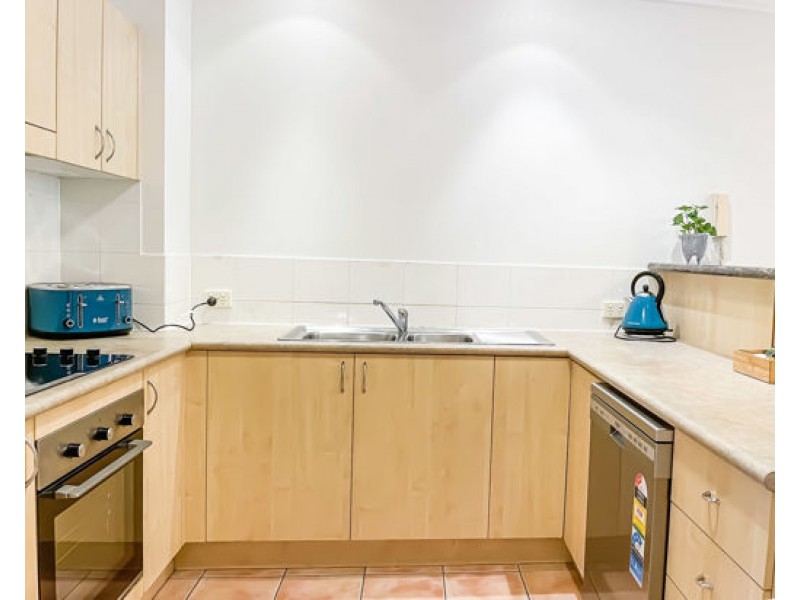 72-84 Kowinka Street, White Rock QLD 4868