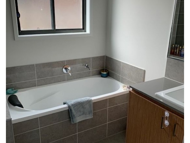 1 Ioannou Place, Coomera QLD 4209
