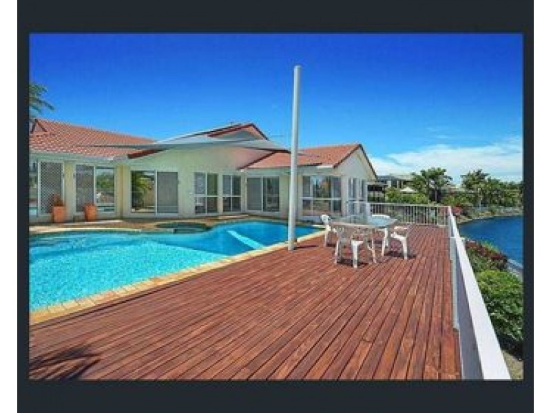 4 Warriewood Place, Robina QLD 4226