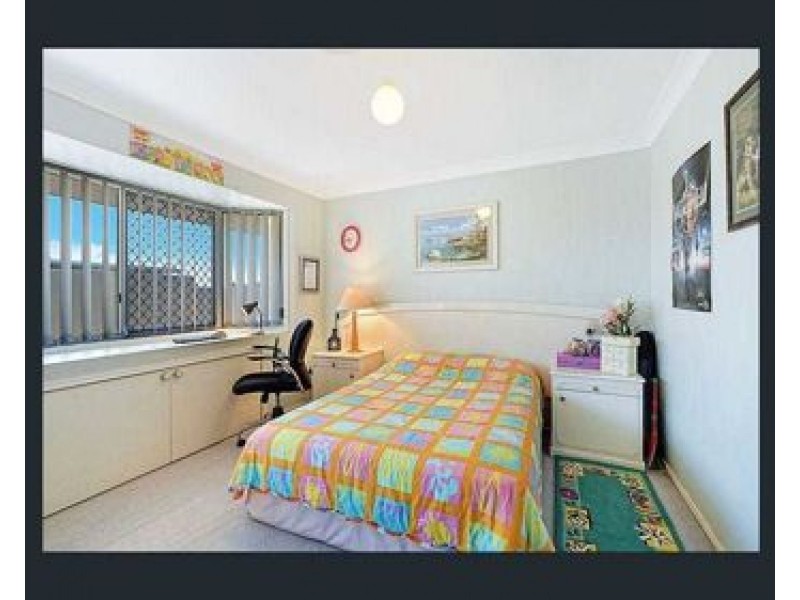 4 Warriewood Place, Robina QLD 4226