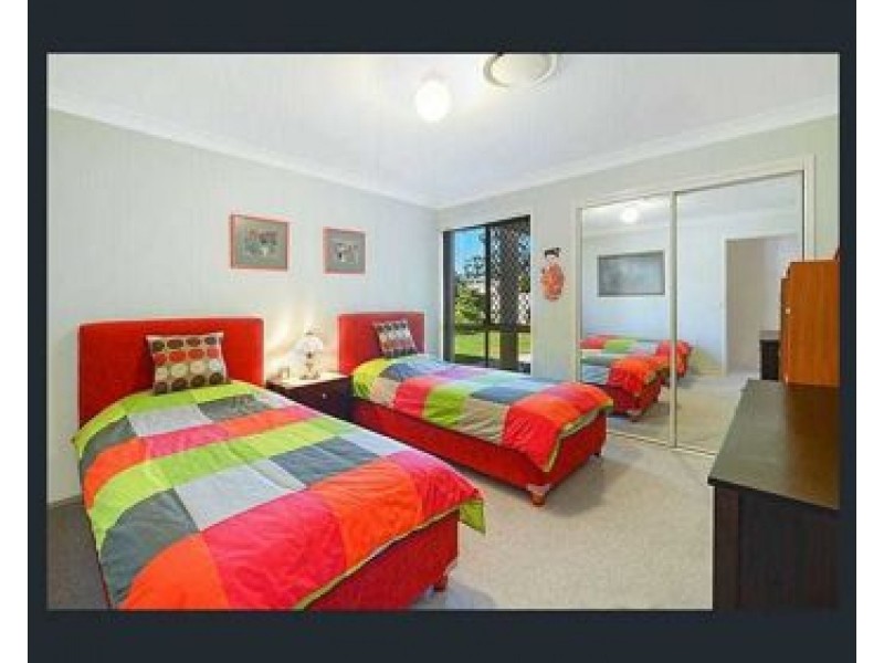 4 Warriewood Place, Robina QLD 4226