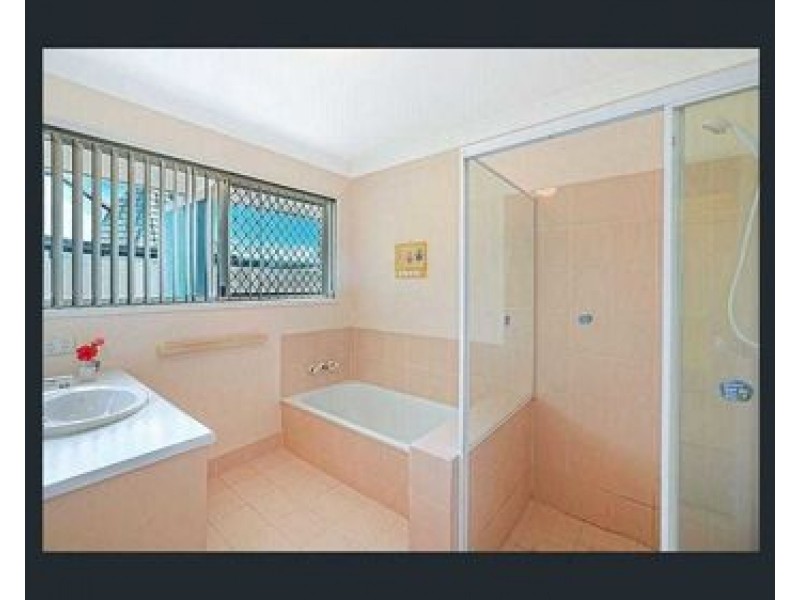 4 Warriewood Place, Robina QLD 4226