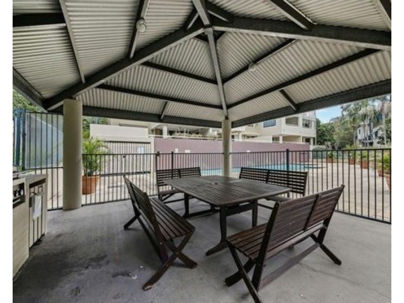 04025/38 Vincent Street, Indooroopilly QLD 4068
