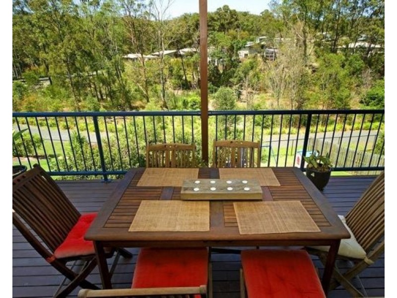 38 Cobb and Co Drive, Oxenford QLD 4210