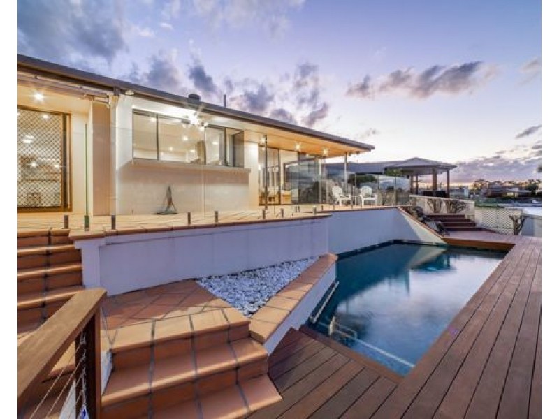 7 Daimler Drive, Bundall QLD 4217