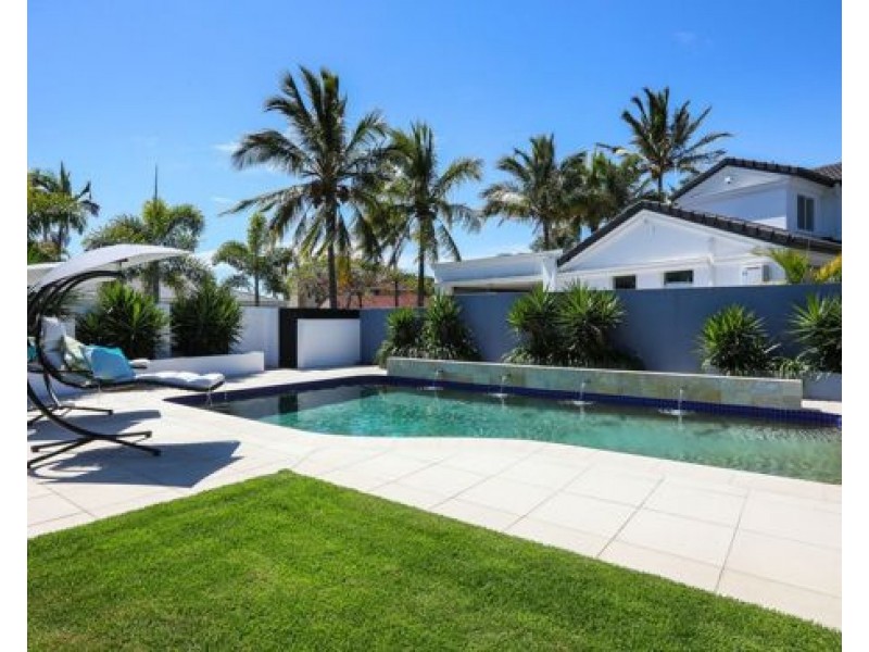 9 Norseman Court, Surfers Paradise QLD 4217