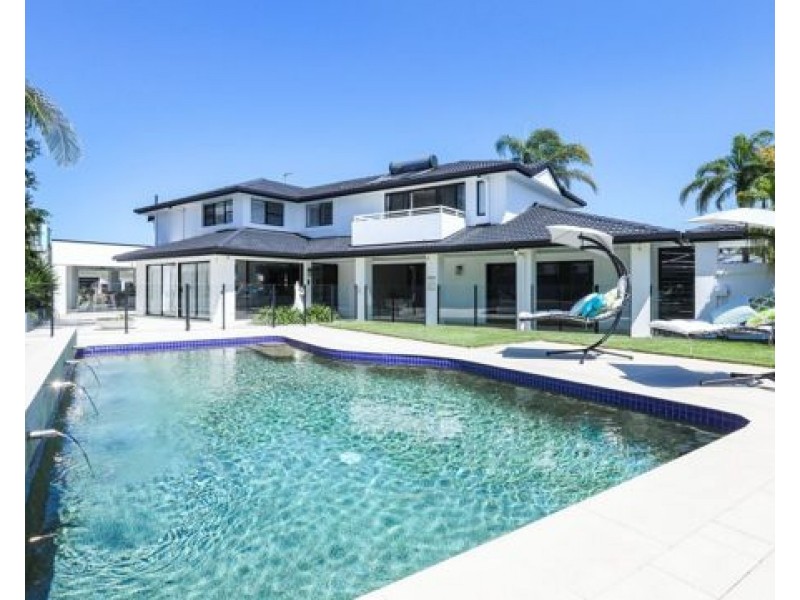 9 Norseman Court, Surfers Paradise QLD 4217