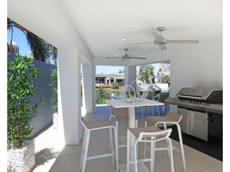 9 Norseman Court, Surfers Paradise QLD 4217