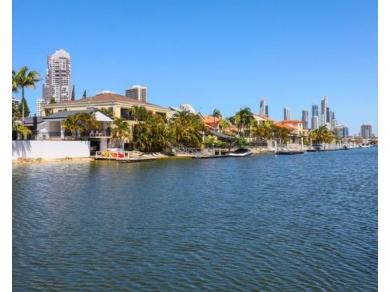 9 Norseman Court, Surfers Paradise QLD 4217