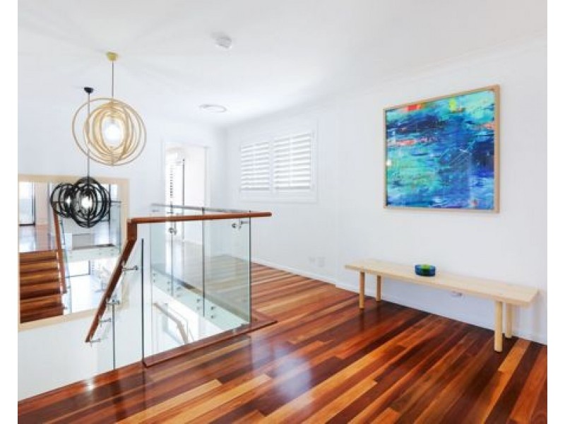 9 Norseman Court, Surfers Paradise QLD 4217