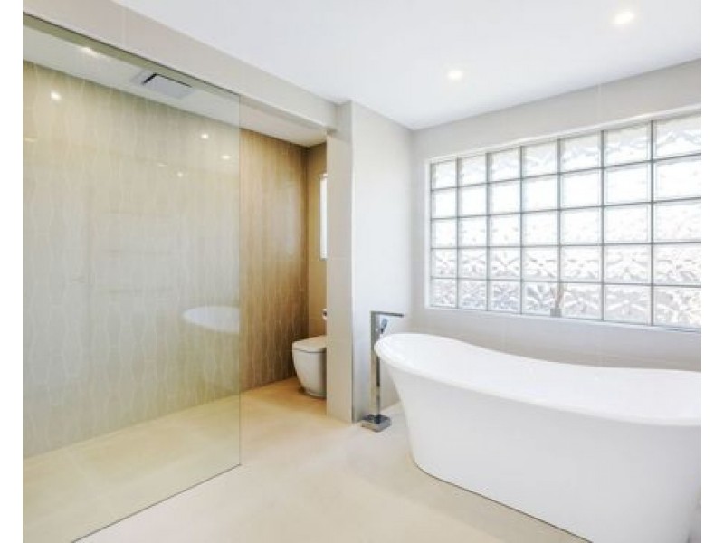 9 Norseman Court, Surfers Paradise QLD 4217