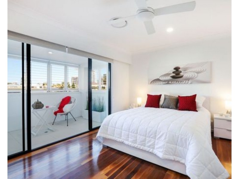 9 Norseman Court, Surfers Paradise QLD 4217