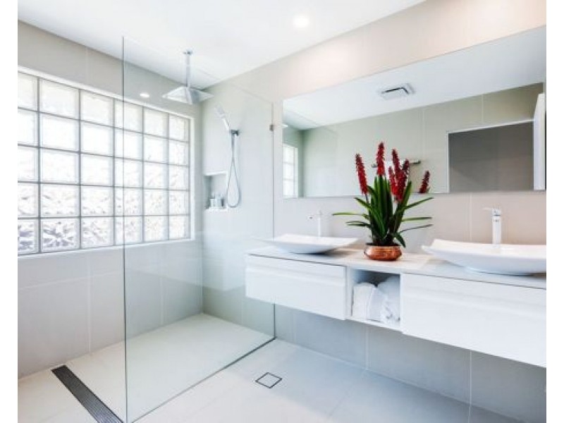 9 Norseman Court, Surfers Paradise QLD 4217