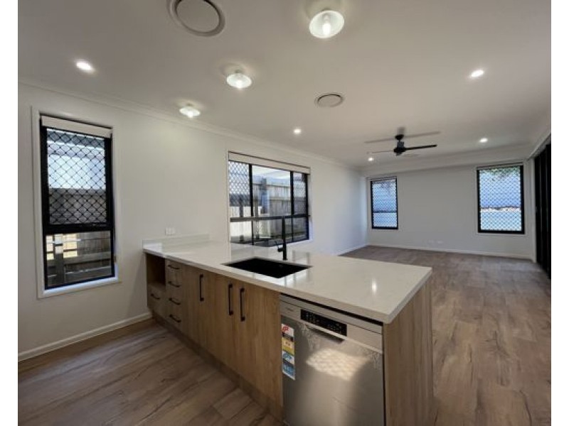 4 fenwick, Algester QLD 4115