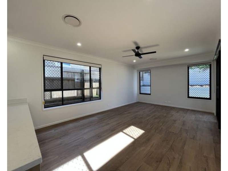 4 fenwick, Algester QLD 4115