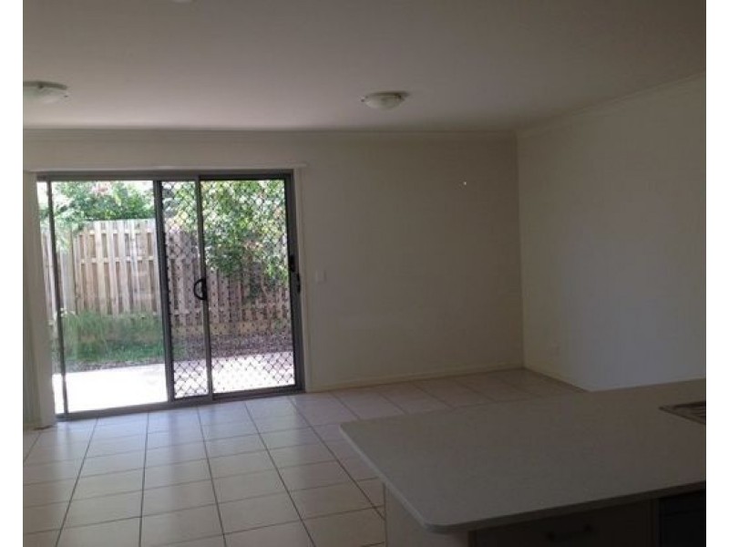 64 115 Todds Road, Lawnton QLD 4501