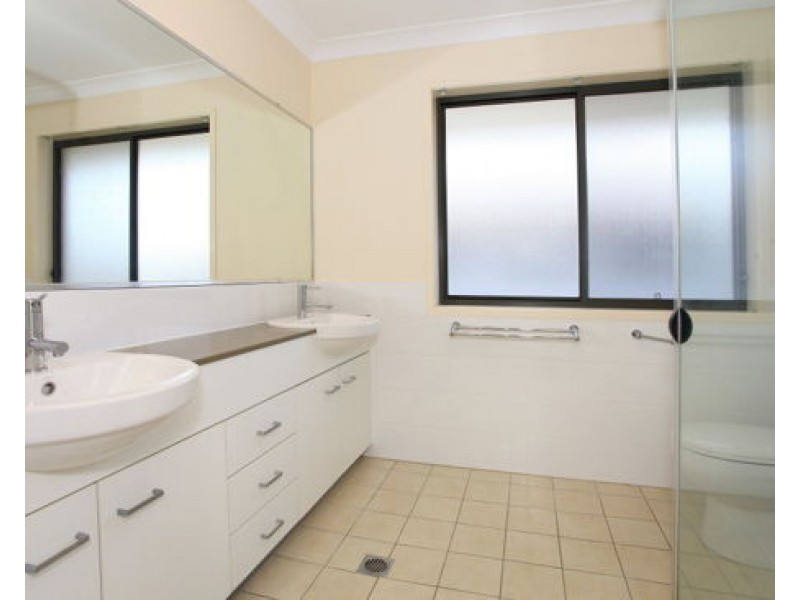 139 Gooding Drive, Merrimac QLD 4226
