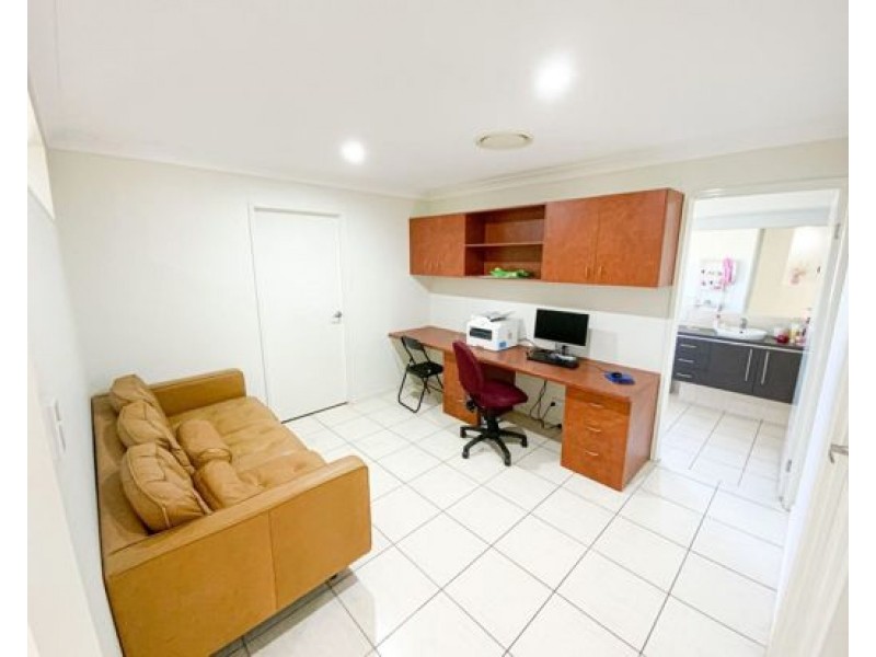 11 Haseler Crescent, Sunnybank Hills QLD 4109