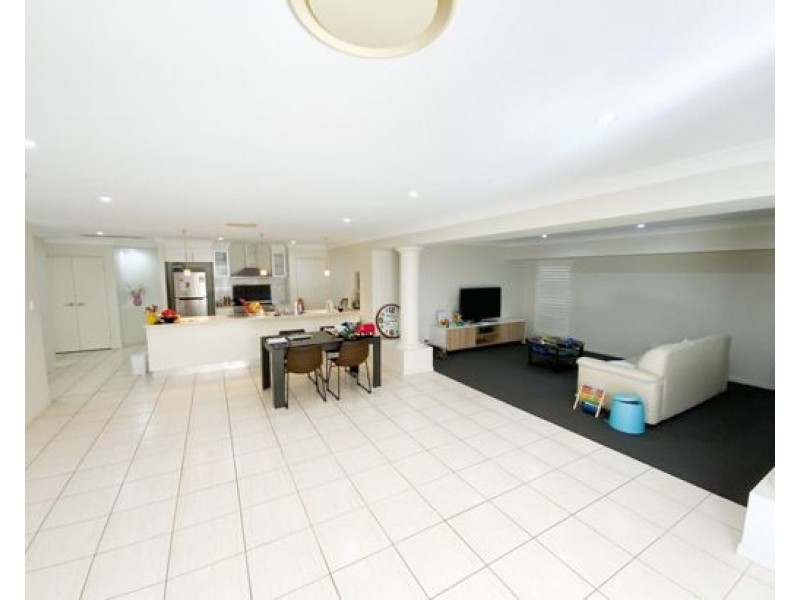 11 Haseler Crescent, Sunnybank Hills QLD 4109